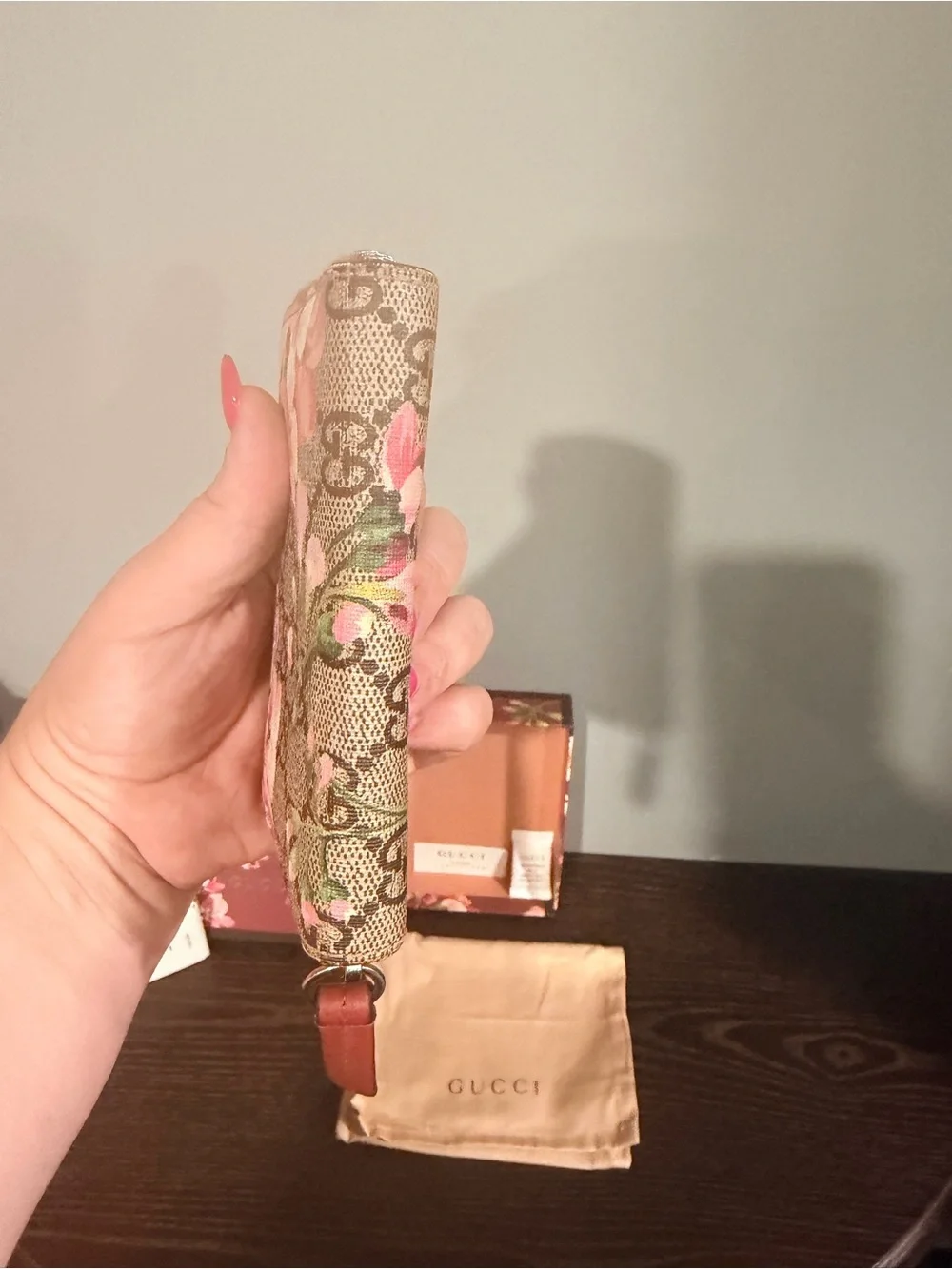 Gucci GG Supreme Zip Around Wallet w/ Pink Floral Accents, Box & Dusty Included